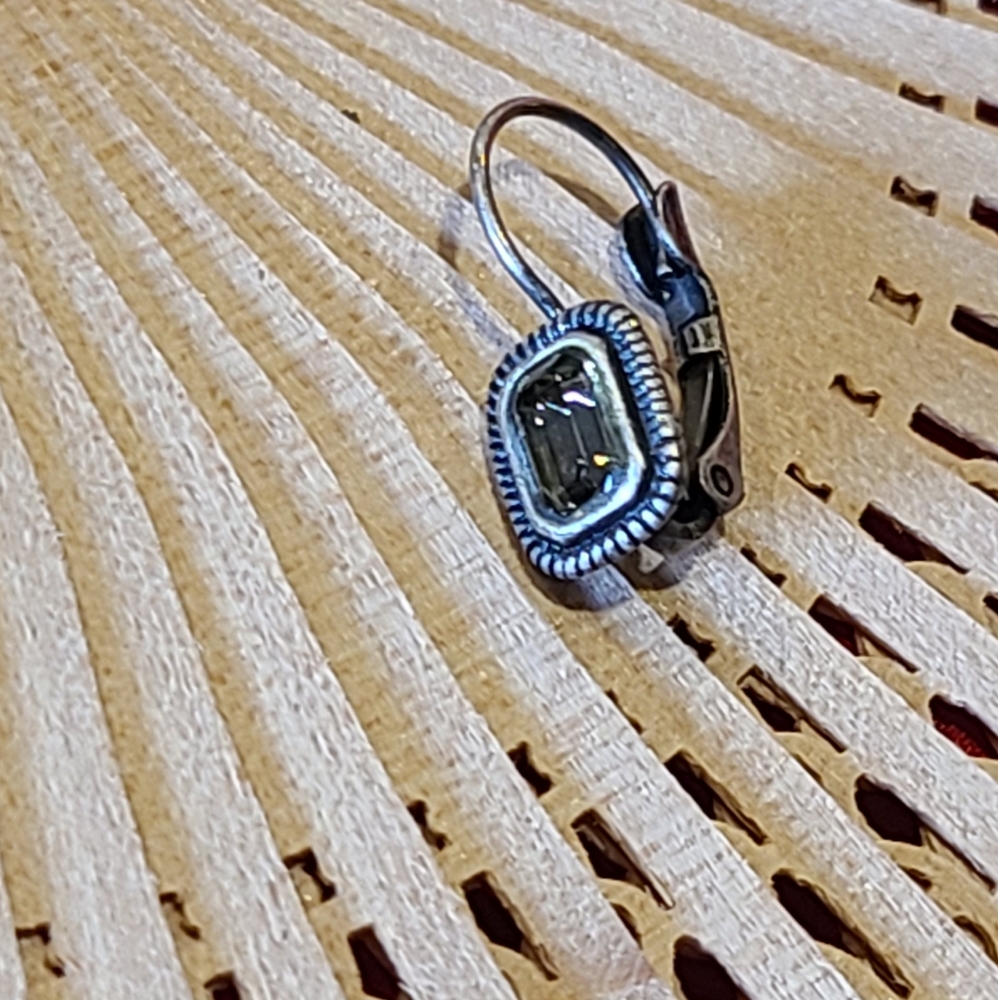 Little vintage single earring